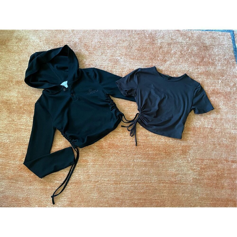 2 cropped black top